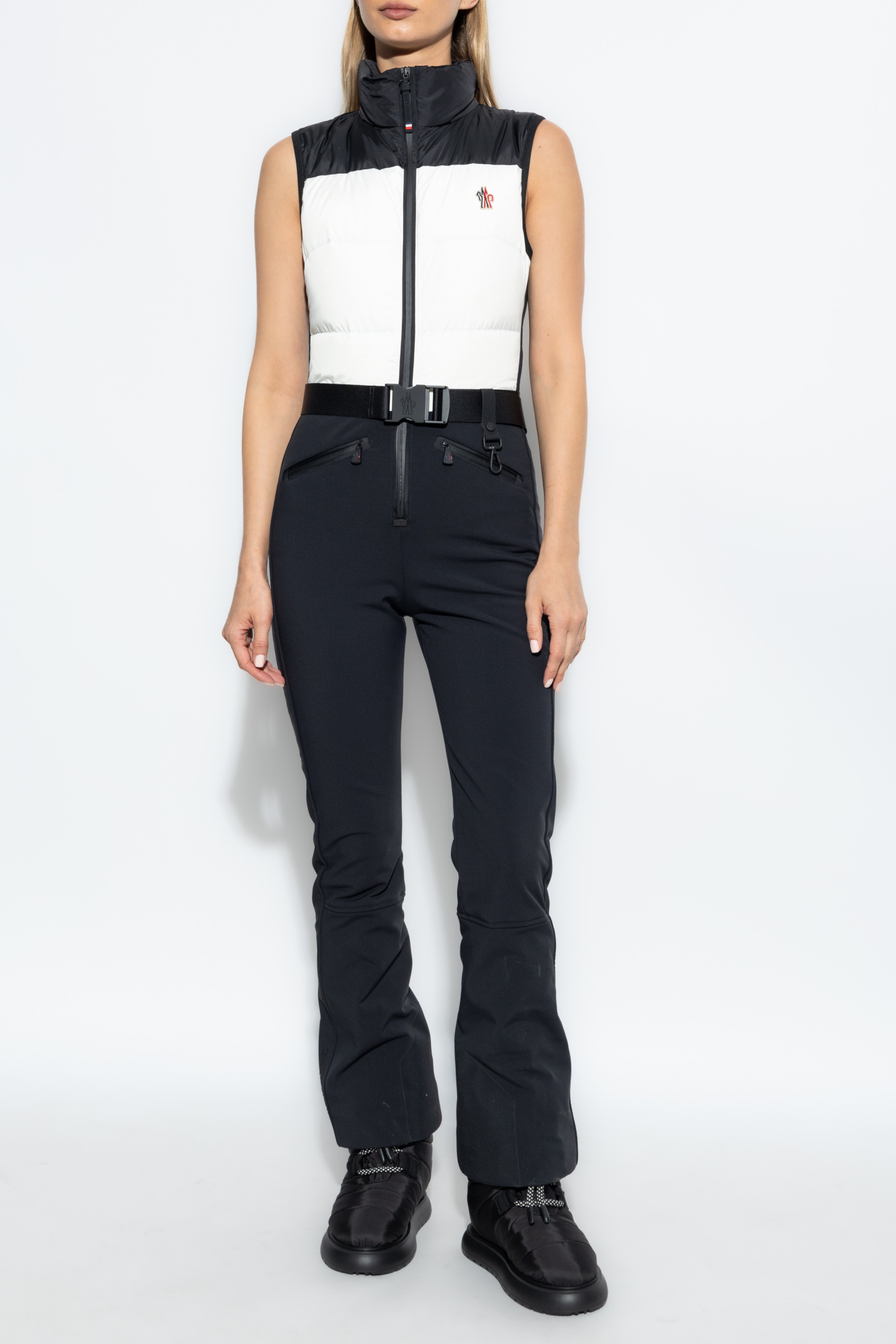 MONCLER GRENOBLE ロコ刺繍シッフアッフシャケット 【関税込】 Black MONCLER GRENOBLE PERFORMANCE & STYLE Moncler Grenoble